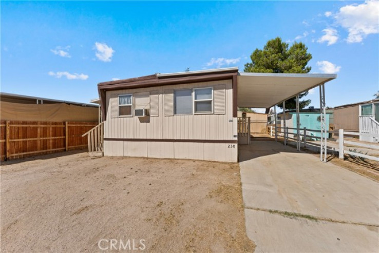 Residential Home in Rosamond