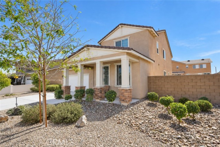 5 Bed Home for Sale in Victorville, California