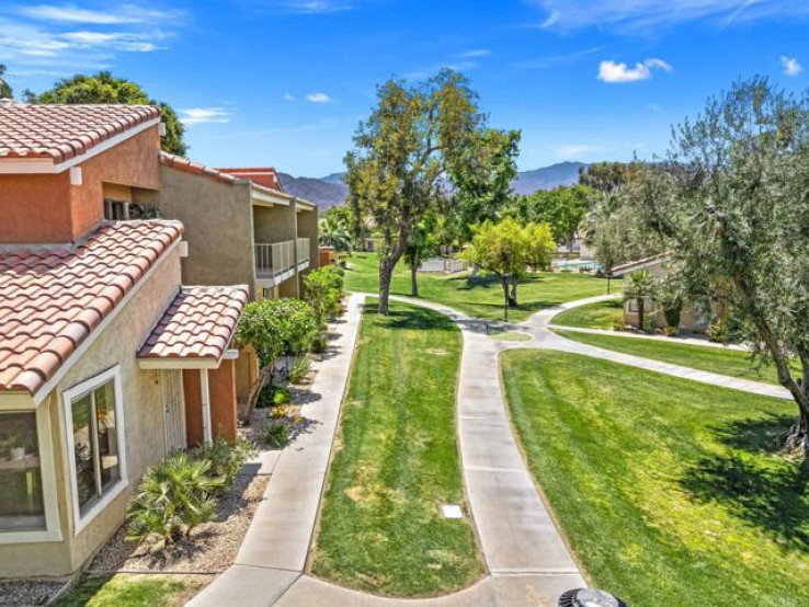 2 Bed Home for Sale in Palm Desert, California