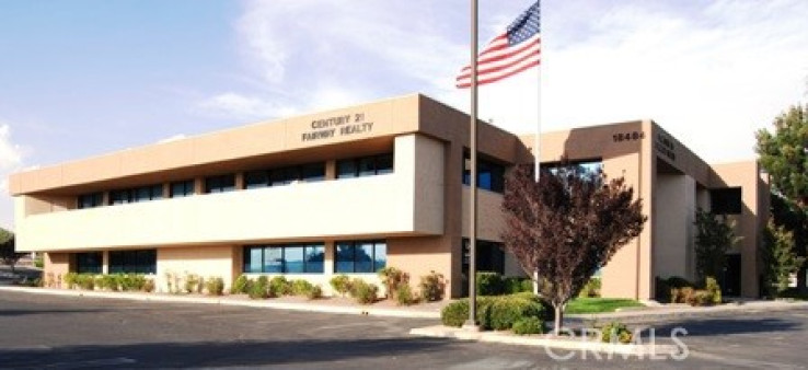 Commercial for Sale in Apple Valley, California