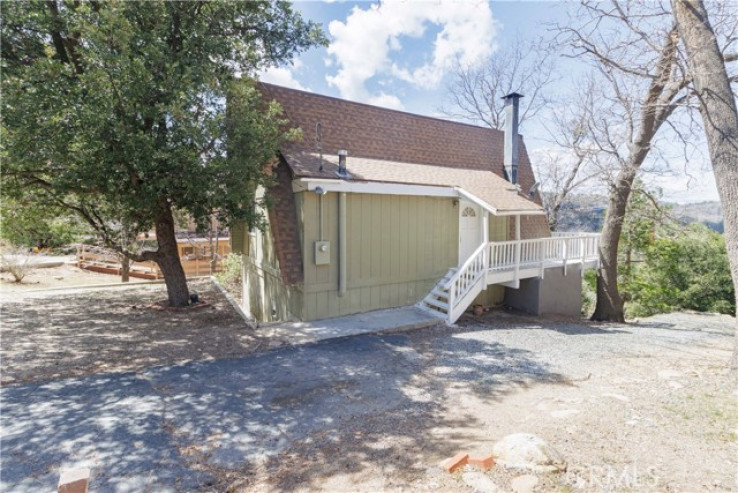 3 Bed Home for Sale in Lake Arrowhead, California