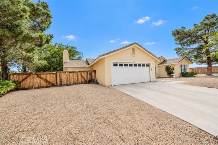 Residential Home in Apple Valley