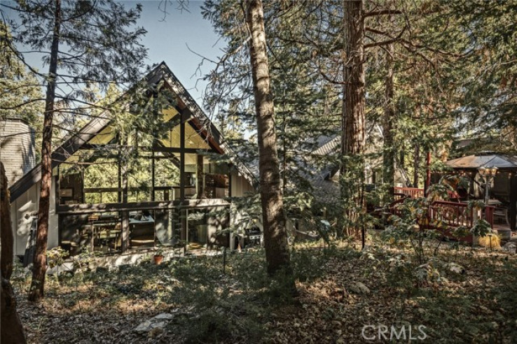 3 Bed Home for Sale in Lake Arrowhead, California