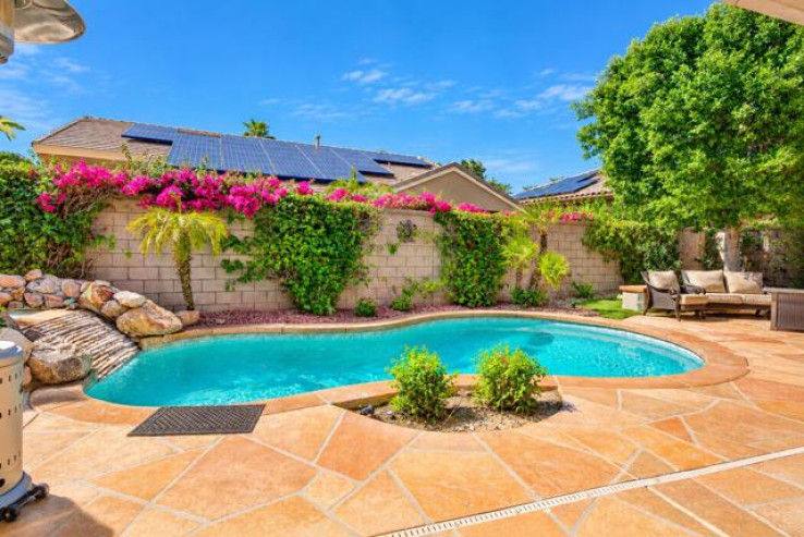 2 Bed Home for Sale in Palm Desert, California