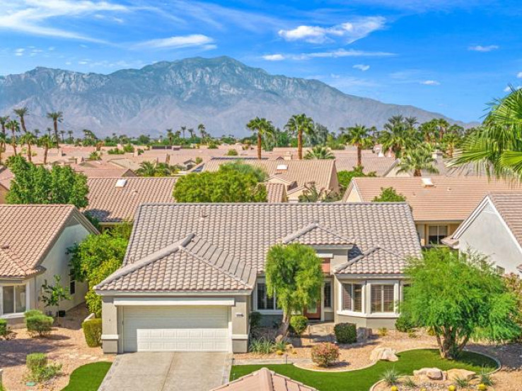 2 Bed Home for Sale in Palm Desert, California