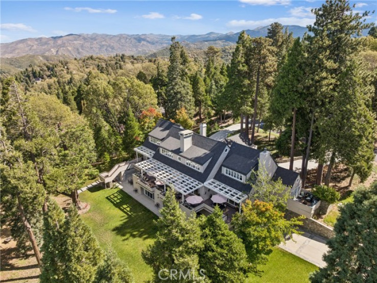 6 Bed Home for Sale in Lake Arrowhead, California