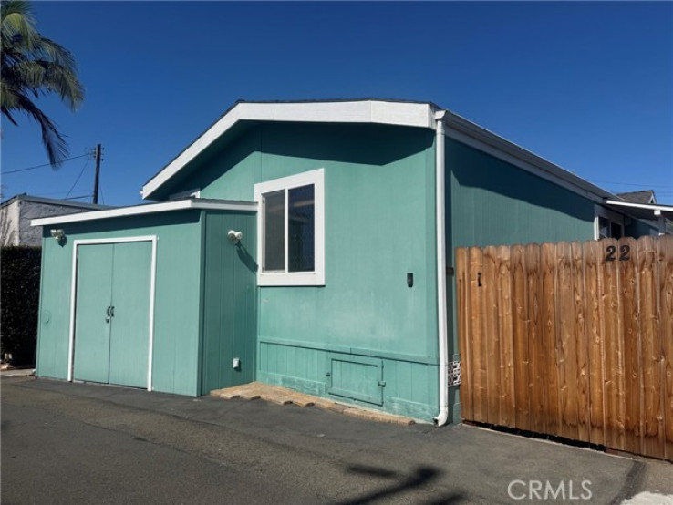 2 Bed Home for Sale in Costa Mesa, California