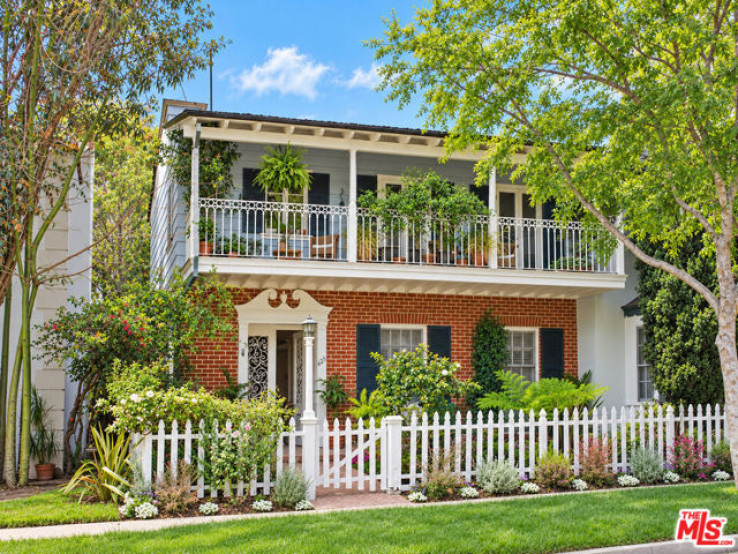  Income Home for Sale in Beverly Hills, California