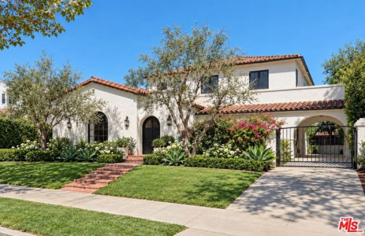 4 Bed Home for Sale in Beverly Hills, California