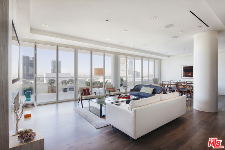 W Hollywood Residence Breathtaking Views
