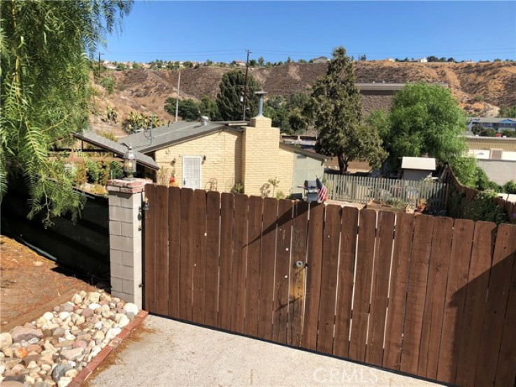 2 Bed Home for Sale in Canyon Country, California