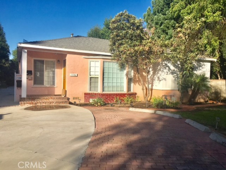  Income Home for Sale in Encino, California