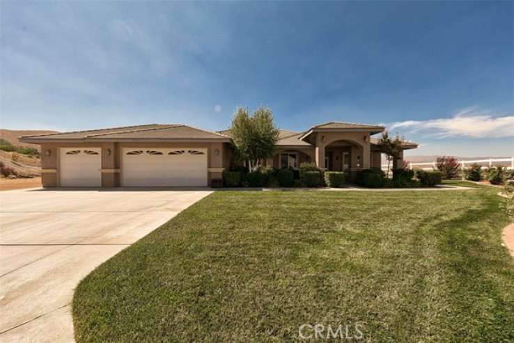4 Bed Home for Sale in Acton, California