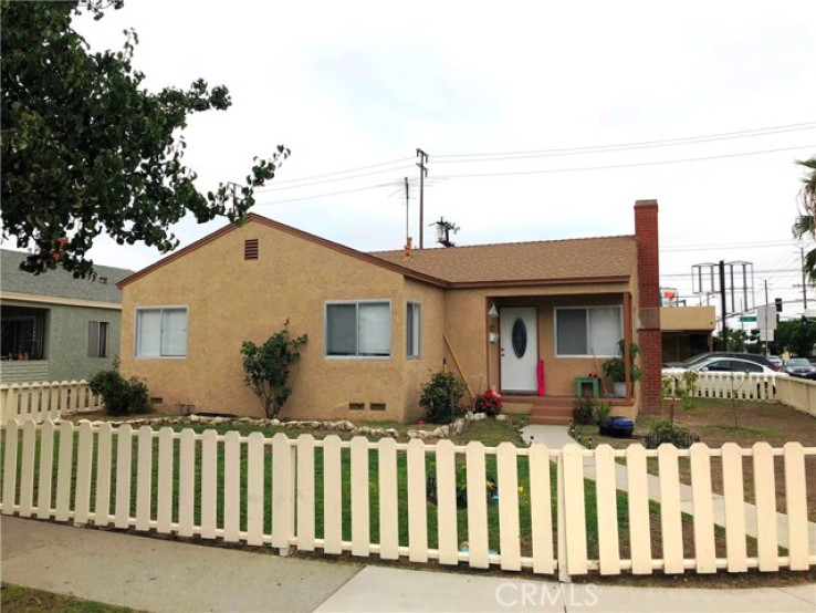  Income Home for Sale in Hawthorne, California