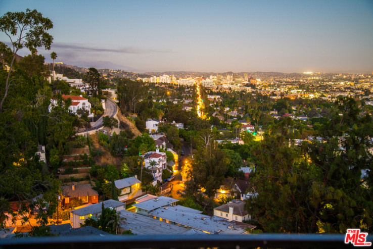 3 Bed Home for Sale in Los Angeles, California