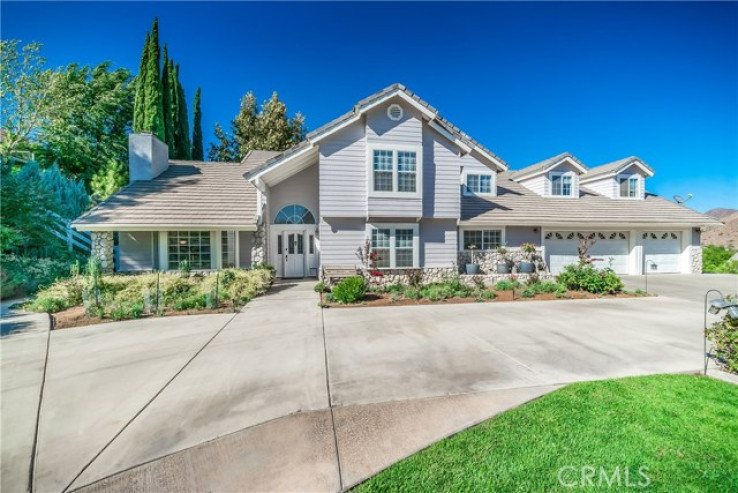 4 Bed Home for Sale in Acton, California