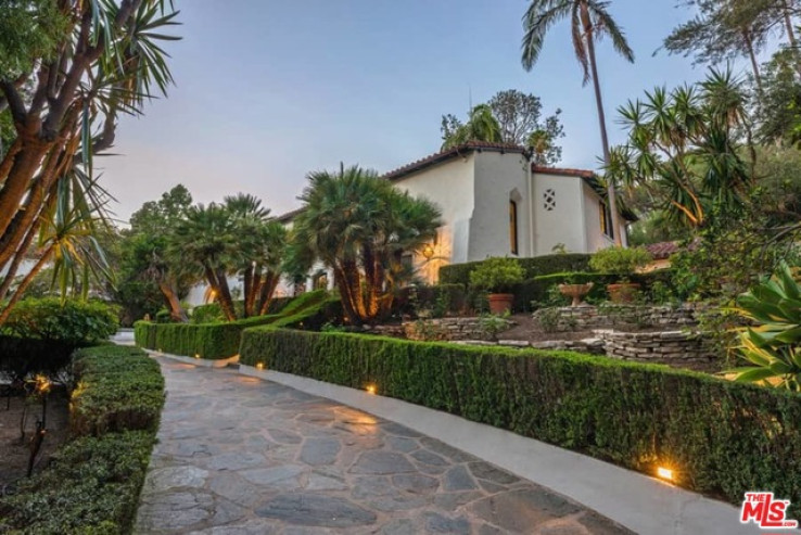 3 Bed Home for Sale in Los Angeles, California