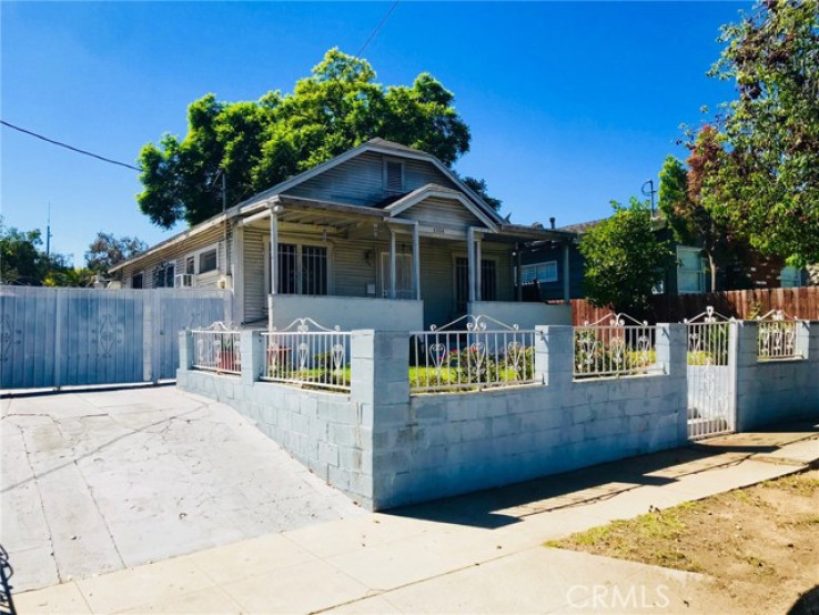 3 Bed Home for Sale in Los Angeles, California