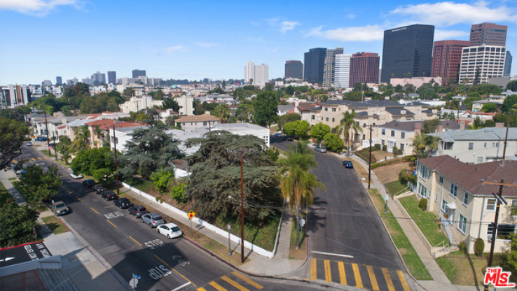  Income Home for Sale in Los Angeles, California