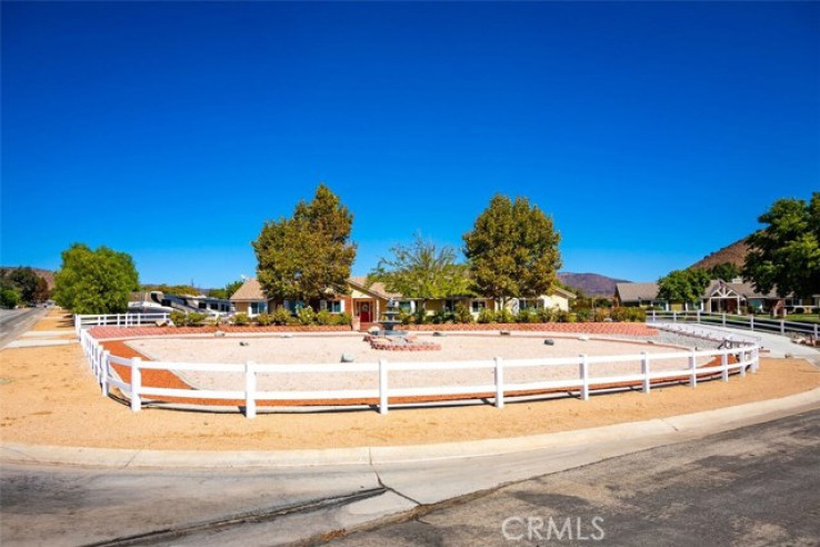 5 Bed Home for Sale in Acton, California