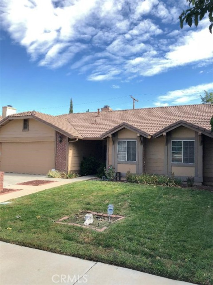 3 Bed Home for Sale in Palmdale, California