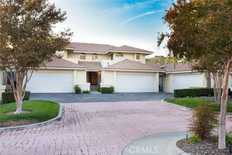 Residential Home in Copper Hill North