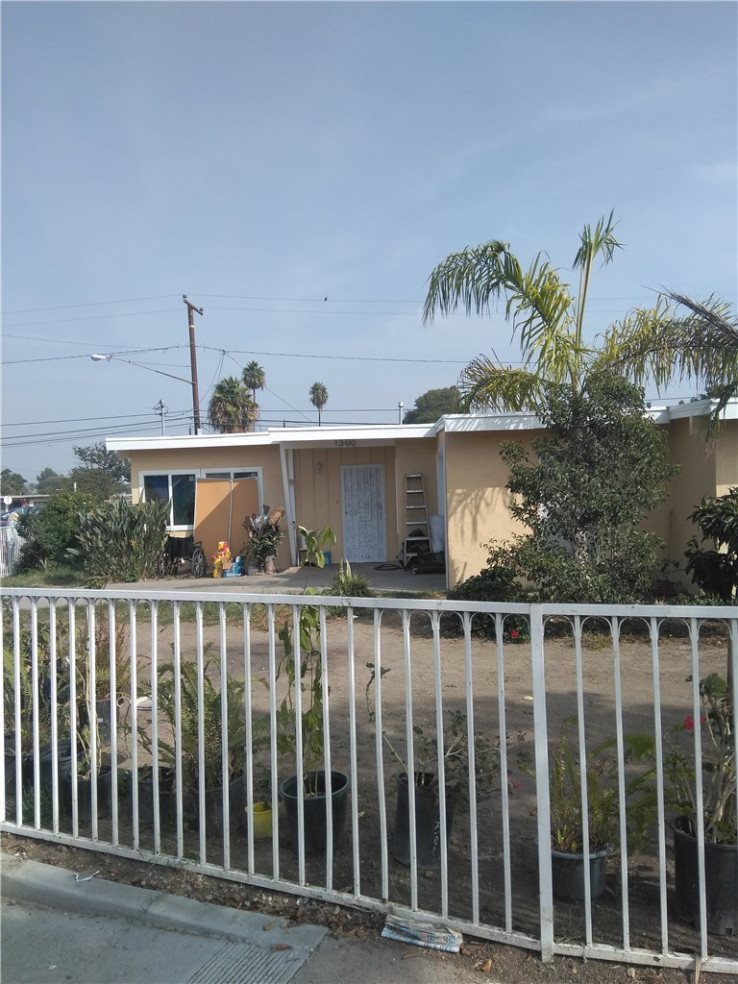 4 Bed Home for Sale in Compton, California