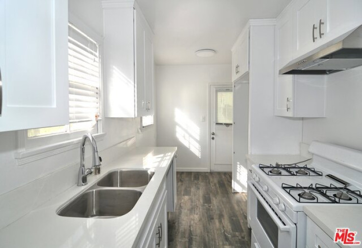  Income Home for Sale in Sherman Oaks, California