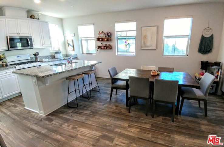 3 Bed Home for Sale in Van Nuys, California