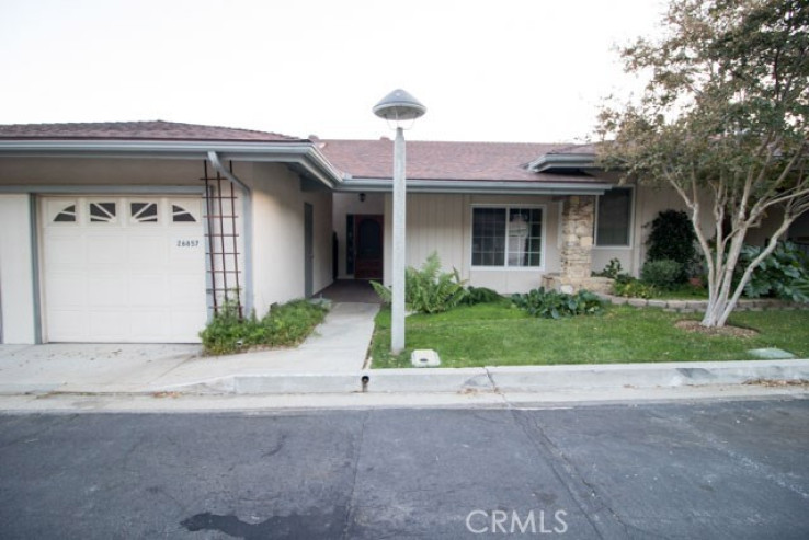 2 Bed Home for Sale in Newhall, California