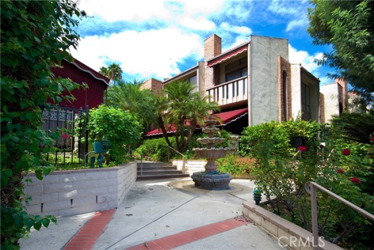 3 Bed Home for Sale in Encino, California