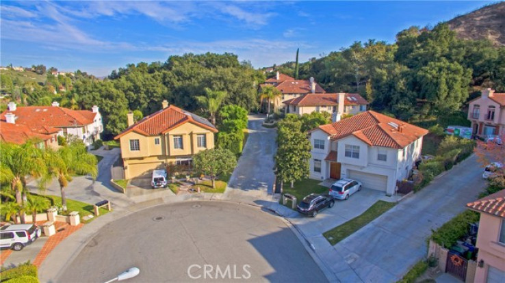5 Bed Home for Sale in Newhall, California