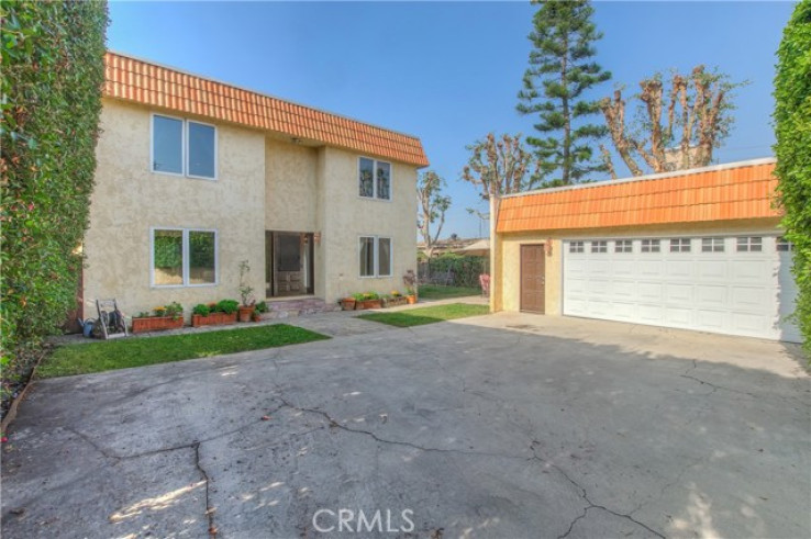 4 Bed Home for Sale in El Segundo, California