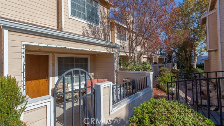 2 Bed Home for Sale in Lake Balboa, California