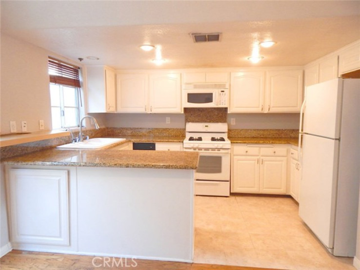 2 Bed Home for Sale in Los Angeles, California