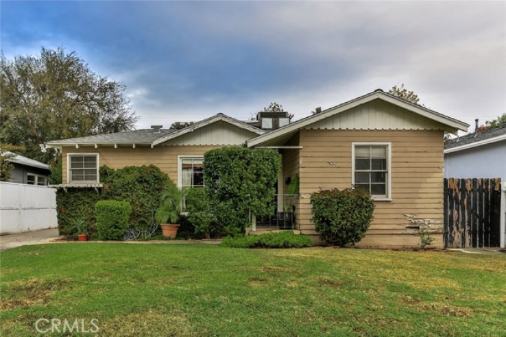 2 Bed Home for Sale in Sherman Oaks, California