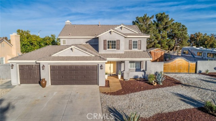 4 Bed Home for Sale in Palmdale, California