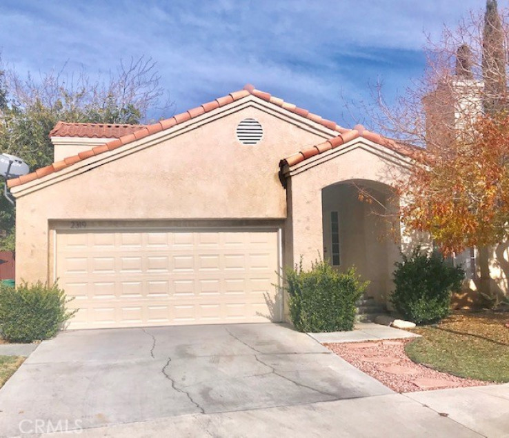 4 Bed Home for Sale in Palmdale, California