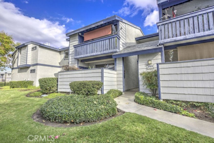 2 Bed Home for Sale in Saugus, California