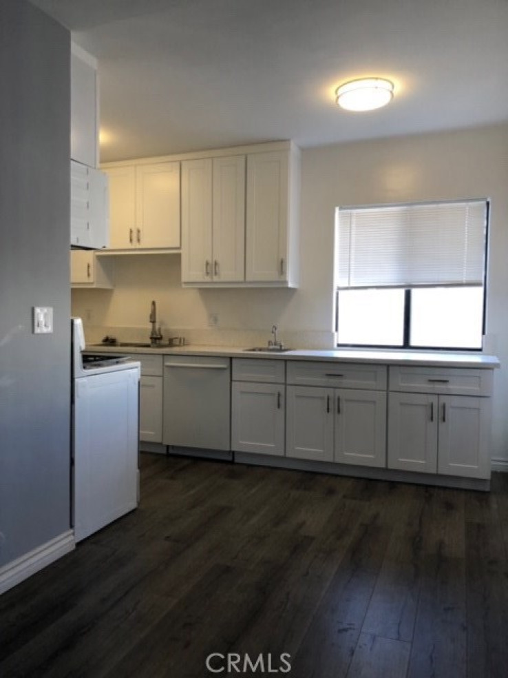 2 Bed Home for Sale in Sun Valley, California