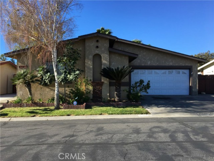 3 Bed Home for Sale in Castaic, California