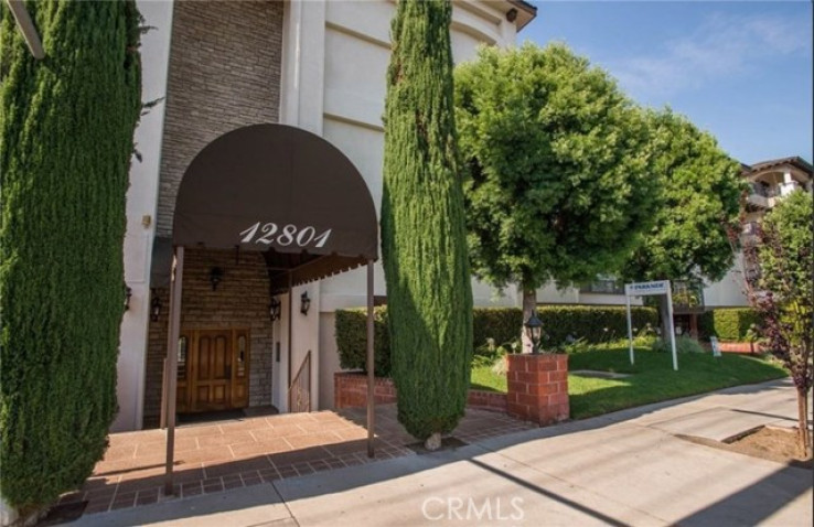 2 Bed Home for Sale in Studio City, California