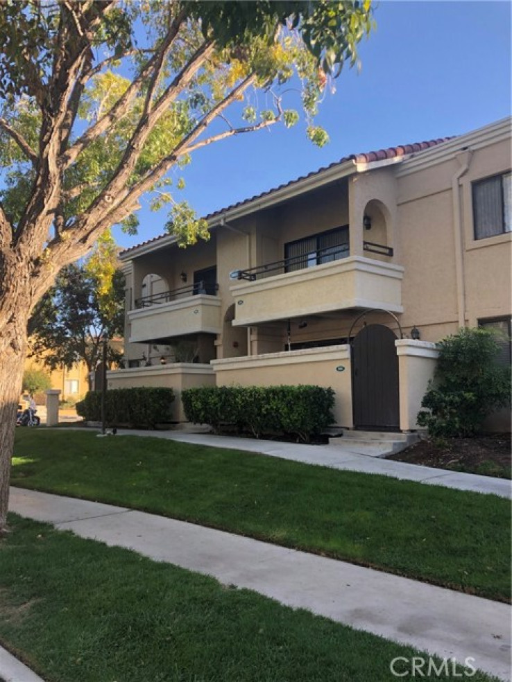  Income Home for Sale in Canyon Country, California