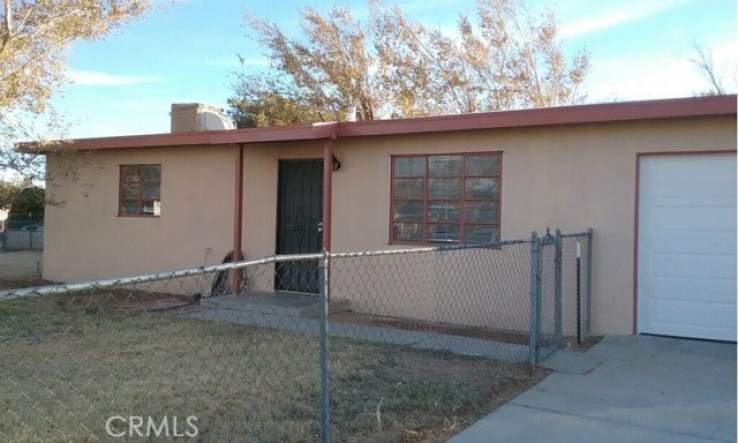 2 Bed Home for Sale in Mojave, California