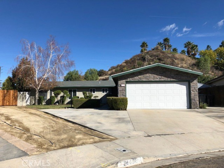 4 Bed Home for Sale in Newhall, California