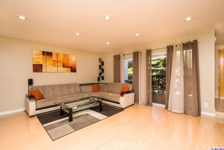 3 Bed Home for Sale in Burbank, California