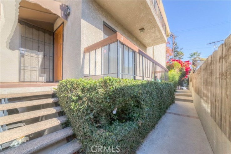 Residential Home in Sunland/Tujunga