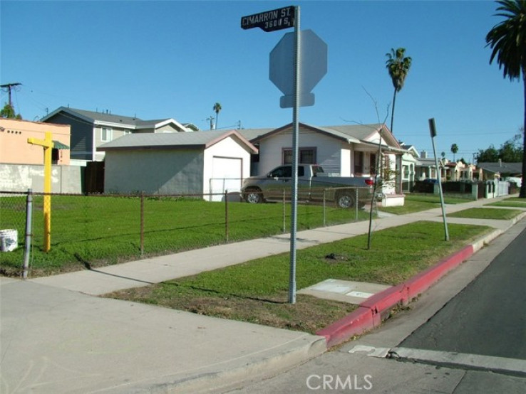2 Bed Home for Sale in Los Angeles, California