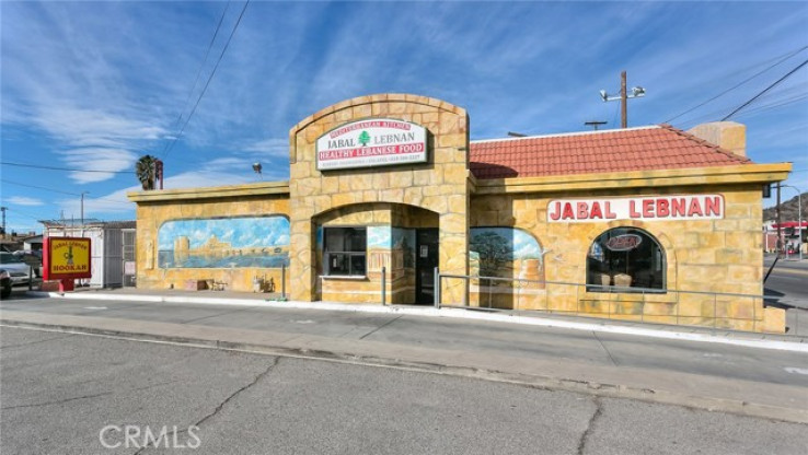  Commercial for Sale in Sun Valley, California