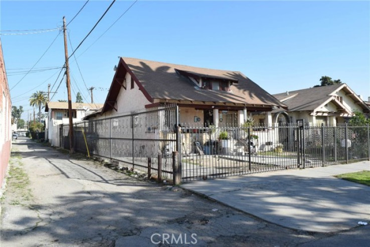 Income Home for Sale in Los Angeles, California